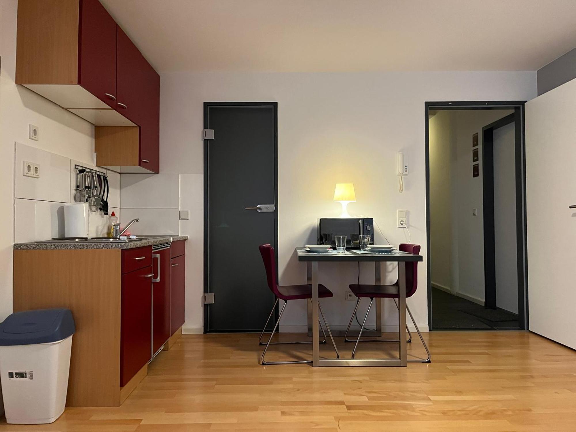 Simplex Apartments Am Ludwigsplatz Карлсруе Екстериор снимка