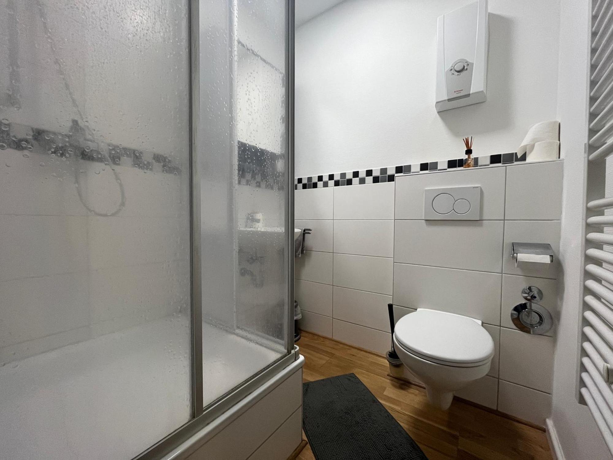 Simplex Apartments Am Ludwigsplatz Карлсруе Екстериор снимка